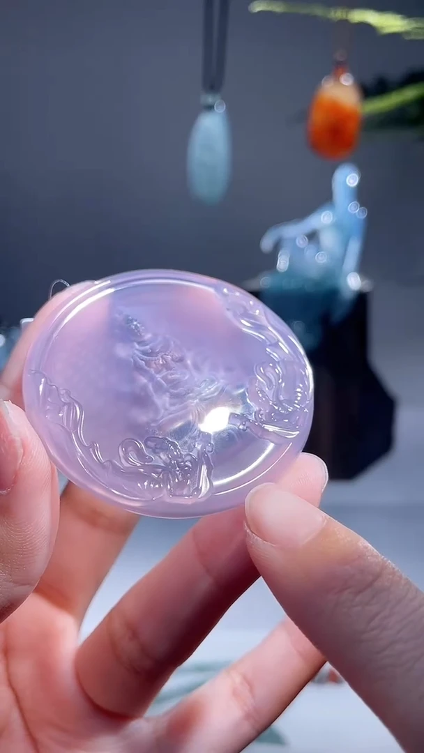 未镶嵌颈饰玛瑙/玉髓观音