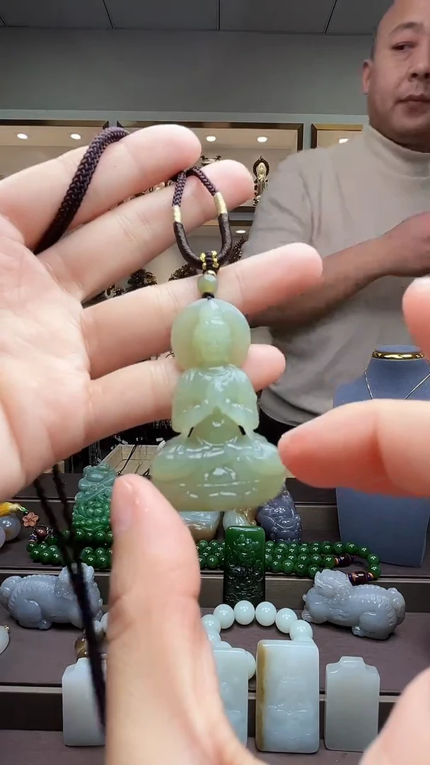 【闪购商品】和田玉颈饰未镶嵌苏