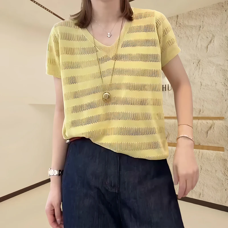 设计感时尚洋气短袖薄款针织衫夏季新款宽松百搭圆领条纹拼接短袖