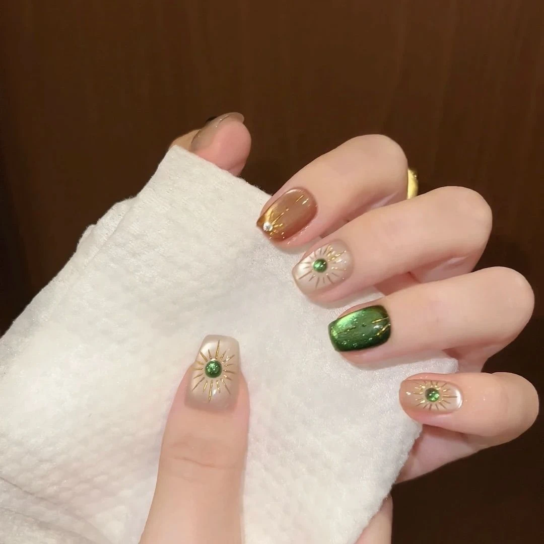 【阿波罗】希腊太阳神纯手工穿戴甲显白绿宝石美甲短款网红指甲片