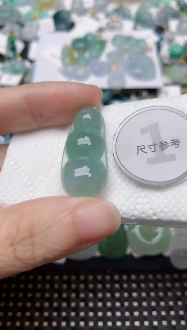 颈饰未镶嵌翡翠天然缅甸A货翡翠