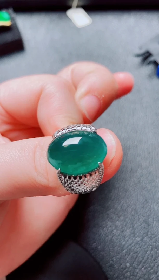 银S925镶嵌戒指翡翠1111