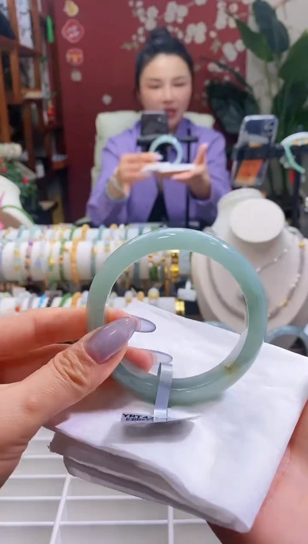 【闪购商品】翡翠手镯未镶嵌160高货58.9/11.4*8.0