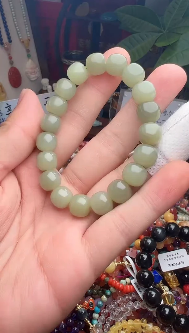 未镶嵌手链和田玉榆****》 （一物一件）006409