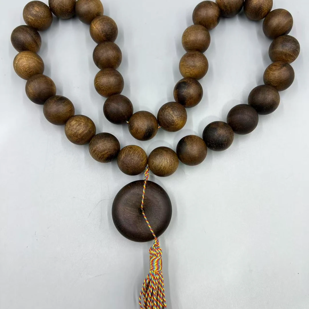 Y242特色手工艺精品脖挂/多样性发货