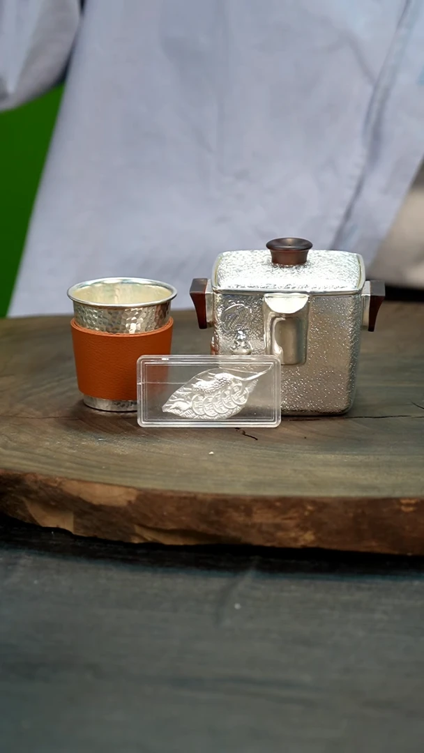 【闪购商品】手工锤纹银泡茶壶+1杯子+1银鱼