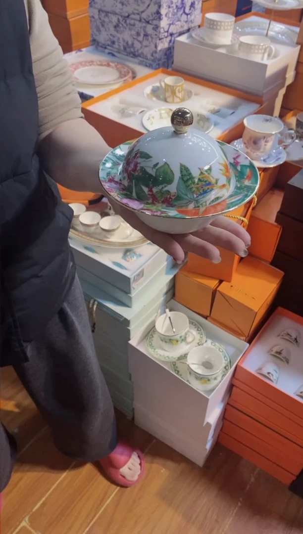【闪购商品】杯鸿辉家品牌瓷器，京东包邮！