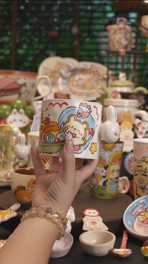 一*熊【原创设计】景德镇手绘陶瓷