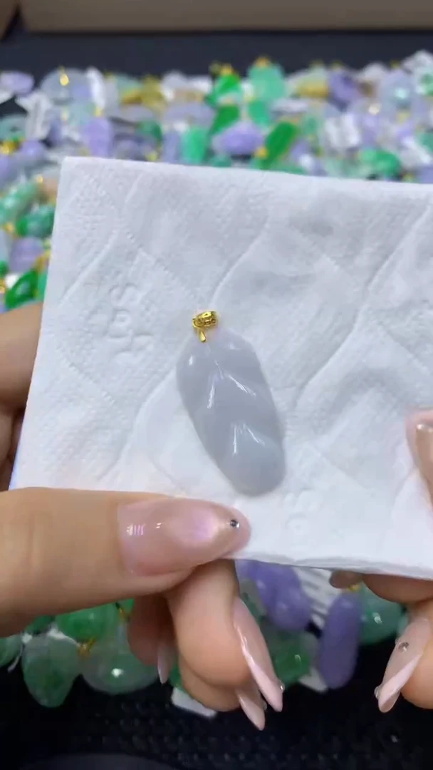 颈饰未镶嵌翡翠天然缅甸翡翠A货