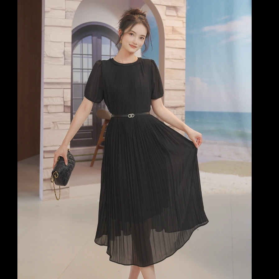 KBNE2025夏季新款收腰气质优雅名媛法式小众黑色显瘦百褶连衣裙女