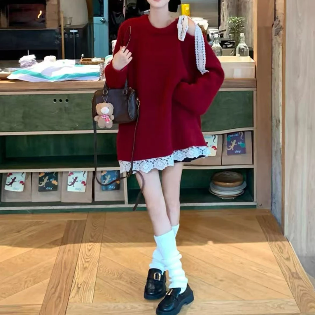 NICE圈圈、单露肩系绳蕾丝边拼接特别设计红色毛衣A082