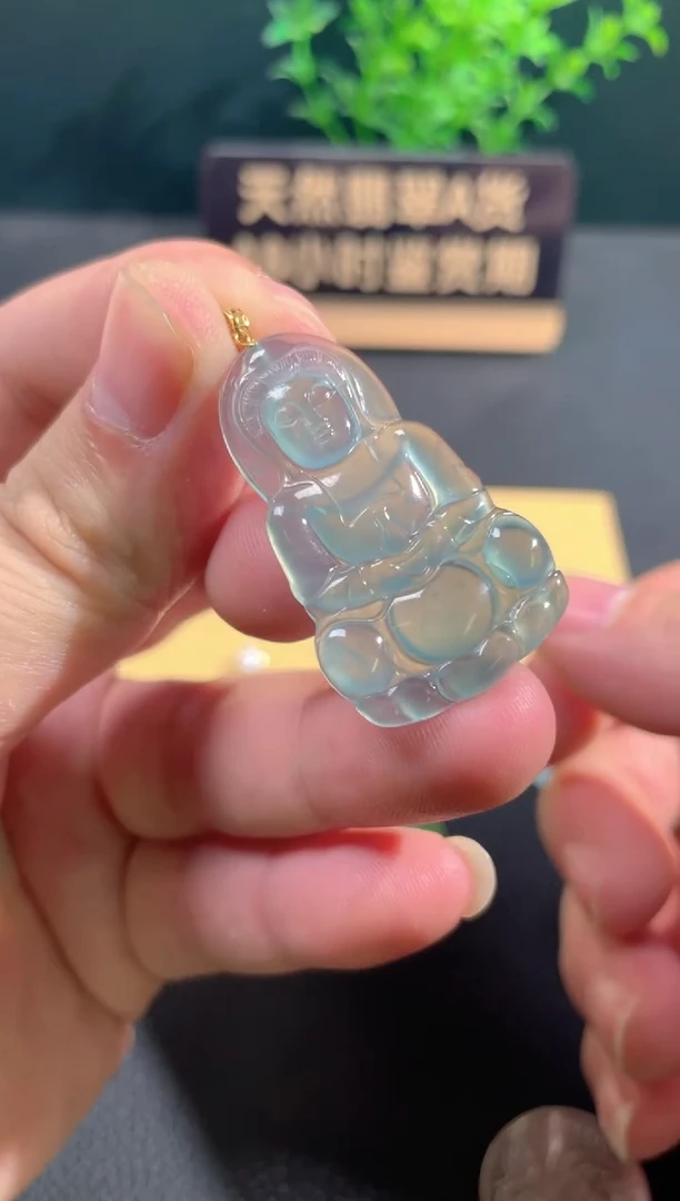 【闪购商品】翡翠颈饰18K金镶嵌翡翠