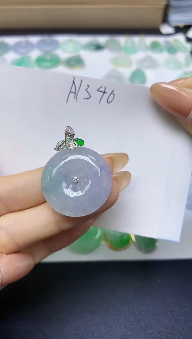 颈饰18K金镶嵌翡翠天然缅甸A货翡翠百元以上9元证书费自理