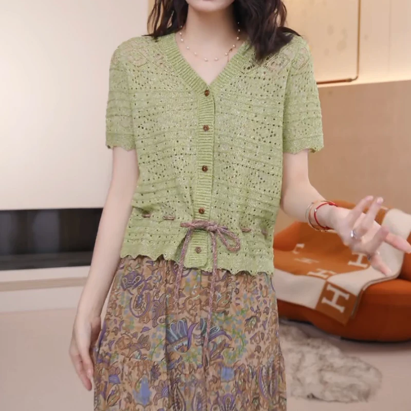 【冰茶】时尚新品轻奢气质显瘦百搭款针织开衫LK2502367