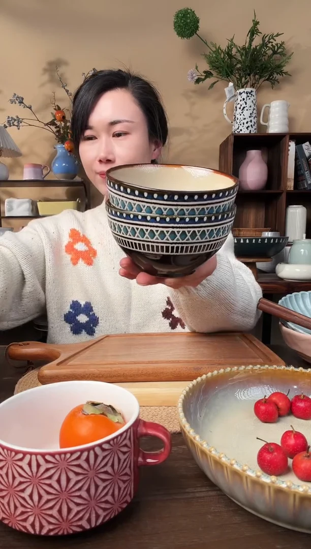 4.5英寸波西米亚小碗2只微瑕