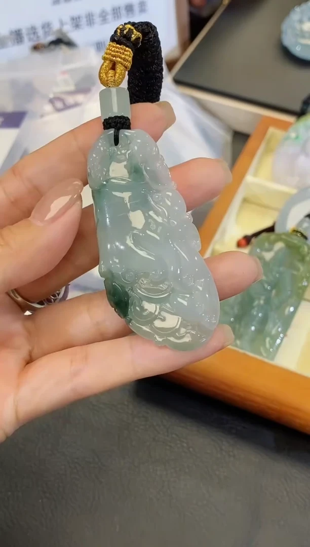 颈饰未镶嵌翡翠缅甸天然翡翠