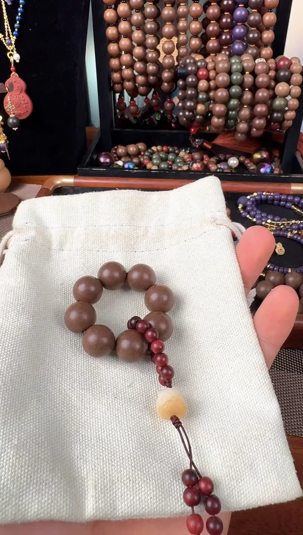 泥塑金贵木樨14~15mm8颗微瑕指捻