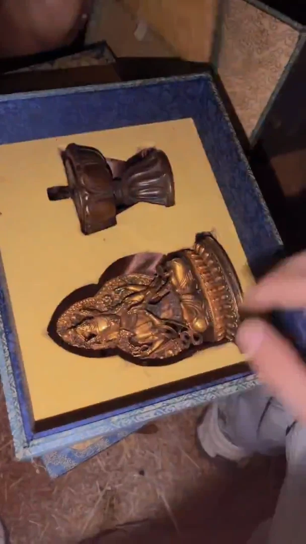 铜闪购商品高端专用连