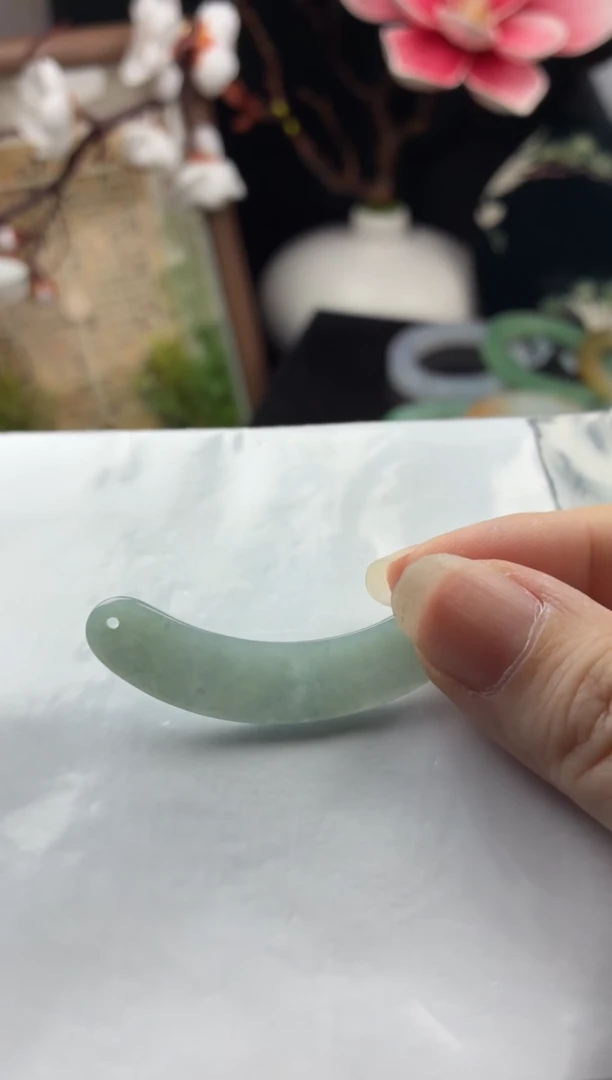 翡翠未镶嵌颈饰17号玉璜