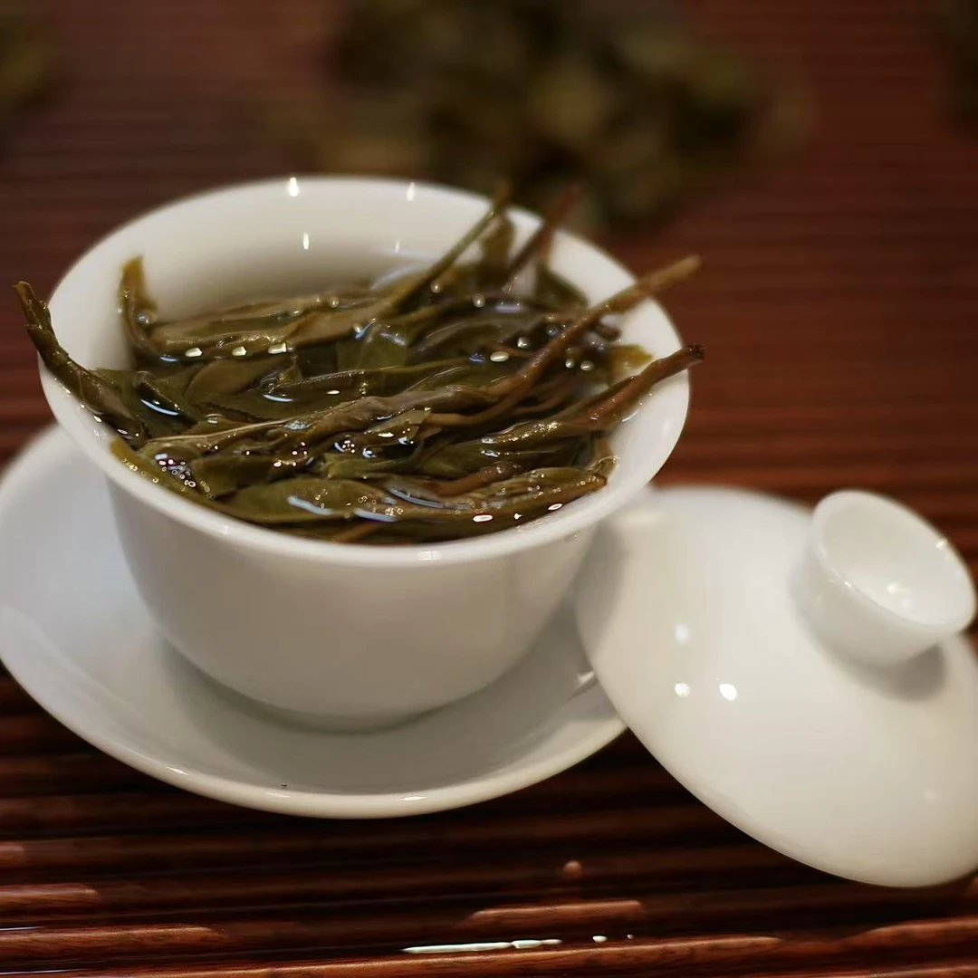 2023年 冰岛坝歪普洱生茶 200克饼