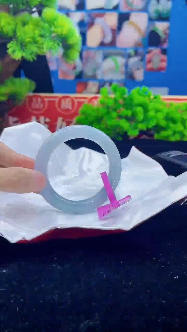 【闪购商品】翡翠手镯未镶嵌手镯26