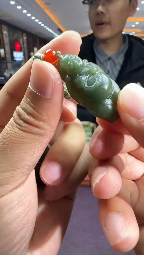 未镶嵌和田玉挂件【陆104】37 7021