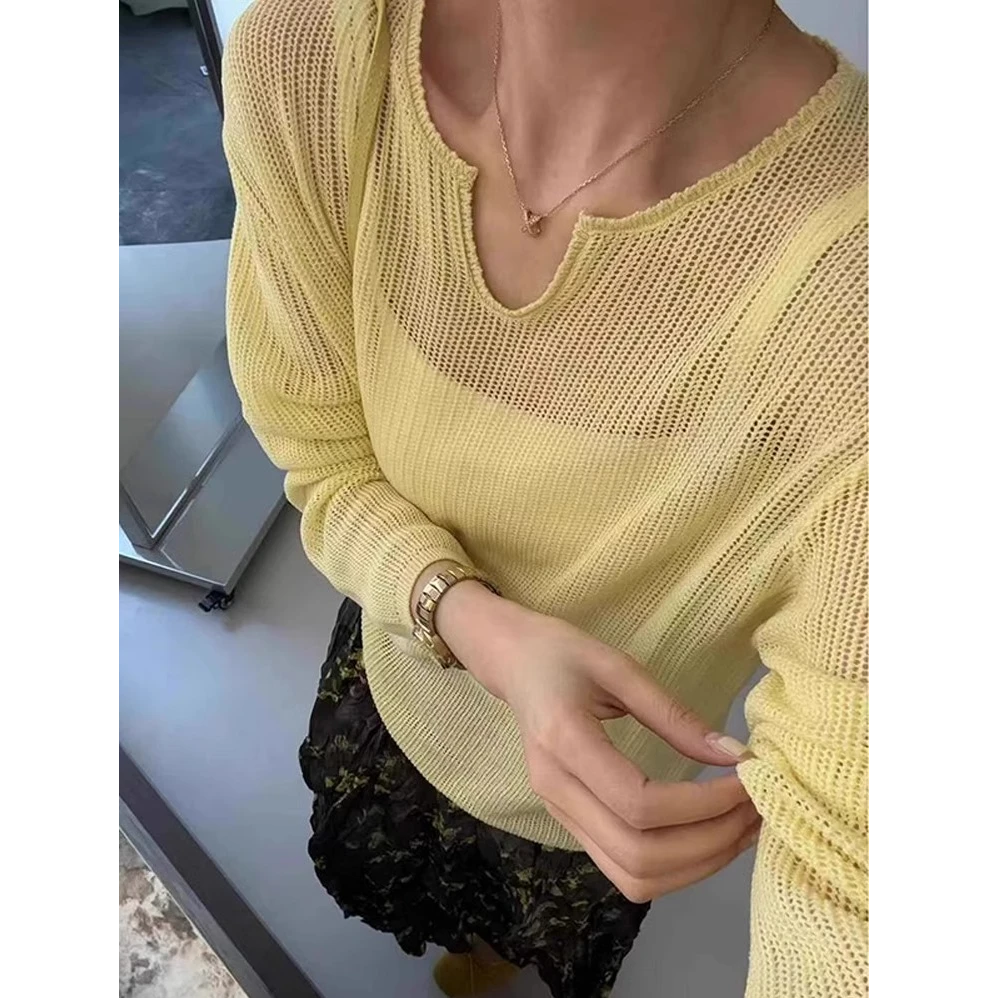 黄色V领长袖镂空针织衫女2025年夏季新款薄款微透防晒罩衫上衣ins