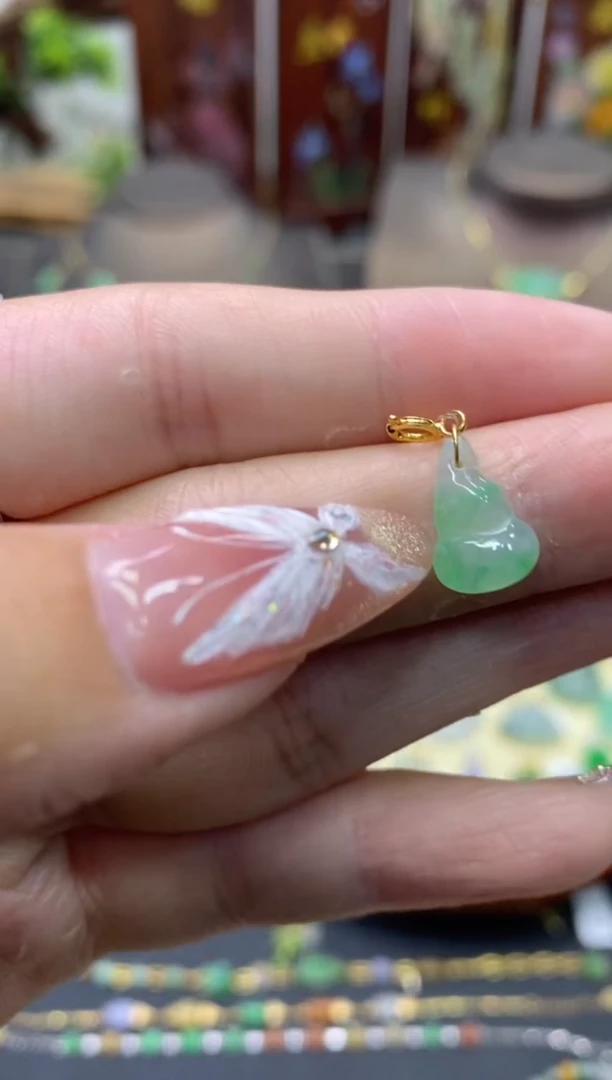 【闪购商品】翡翠颈饰18K金镶嵌净货11126