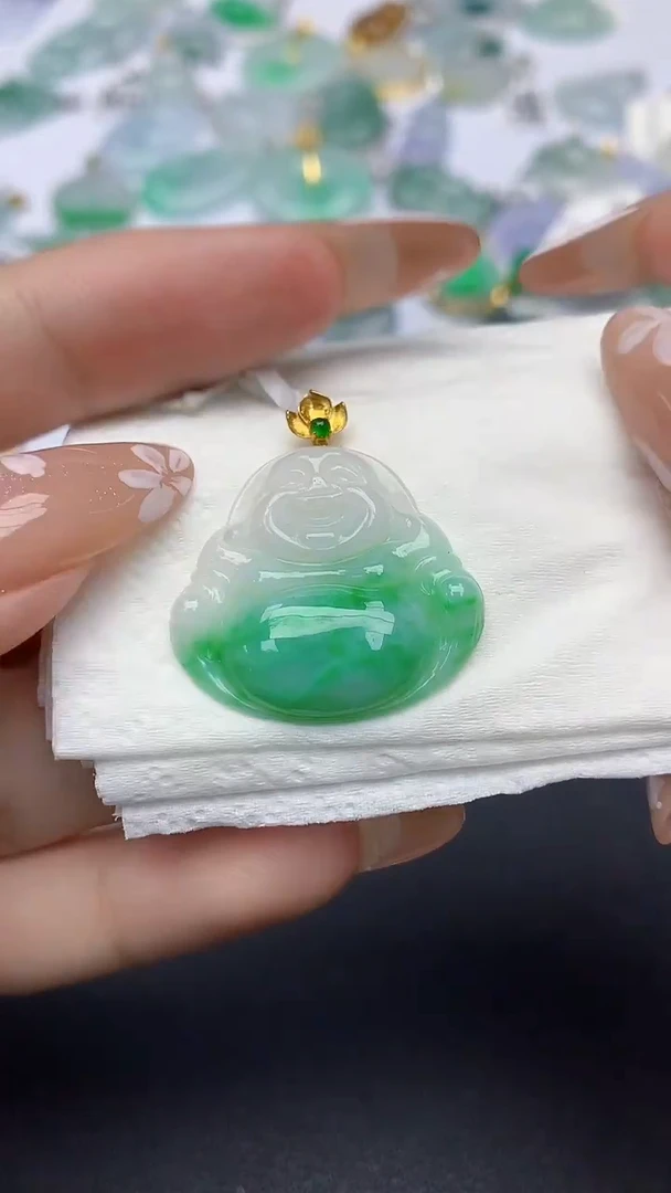 颈饰18K金镶嵌翡翠天然缅甸a货翡翠百元以上9元证书费自理