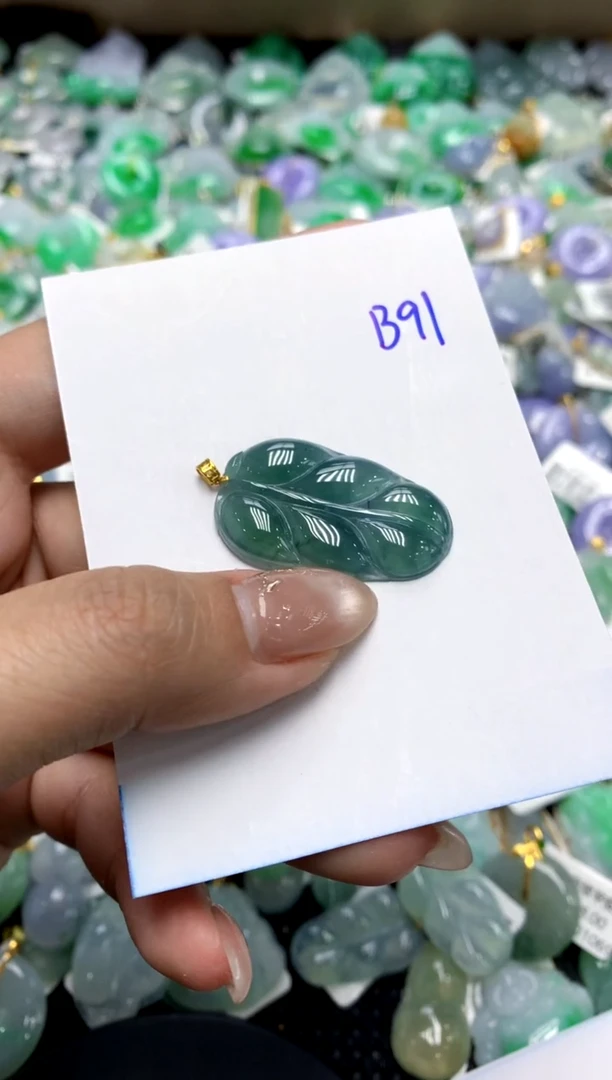 【闪购商品】翡翠颈饰18K金镶嵌1111111111111111