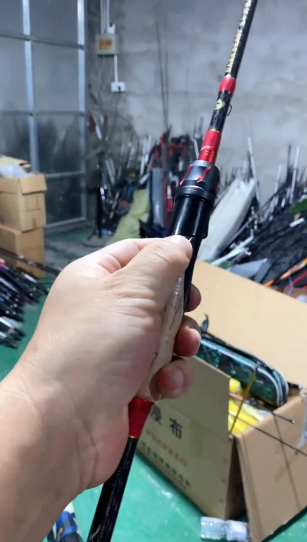 神兽高碳1.98M枪柄路亚竿布袋装