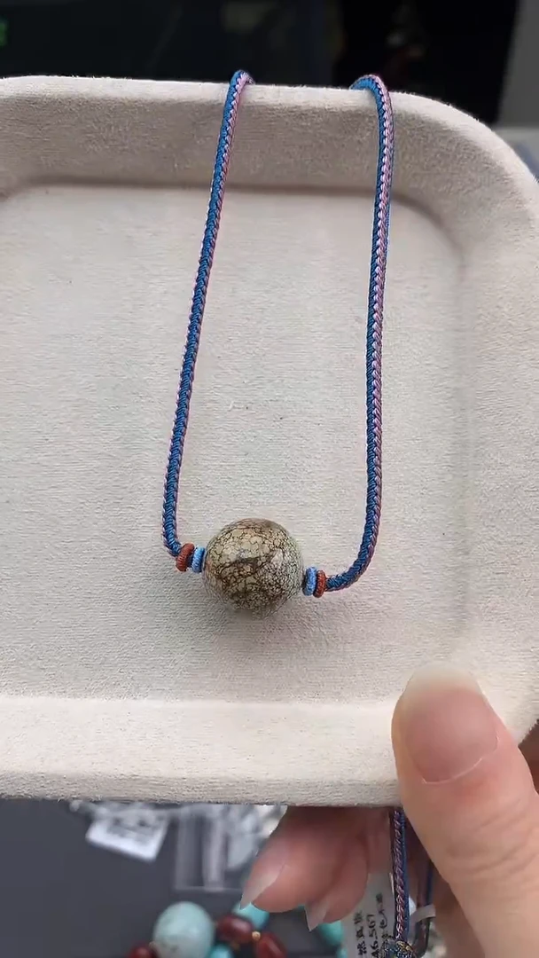 未镶嵌锁骨链南红玛瑙E205