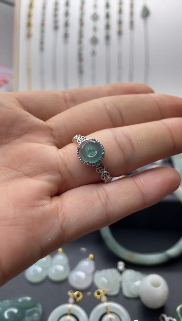 颈饰未镶嵌翡翠天然翡翠a货