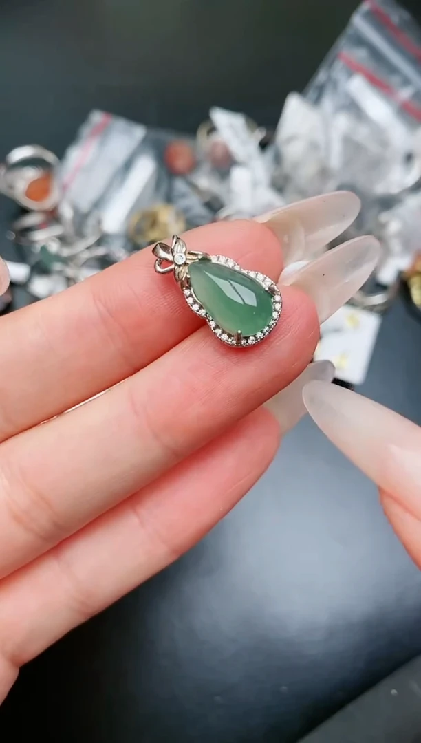 翡翠戒指银S925镶嵌.....