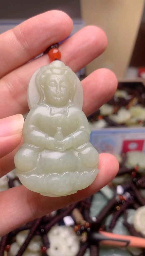 颈饰未镶嵌和田玉1