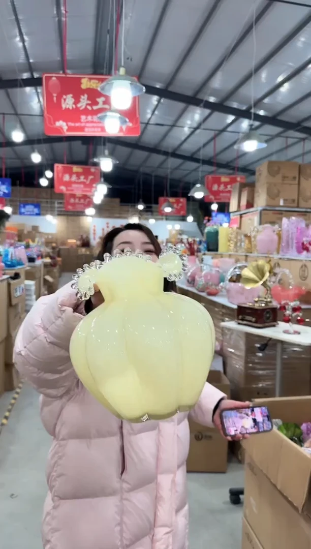 【闪购商品】藤优品花器M-早22