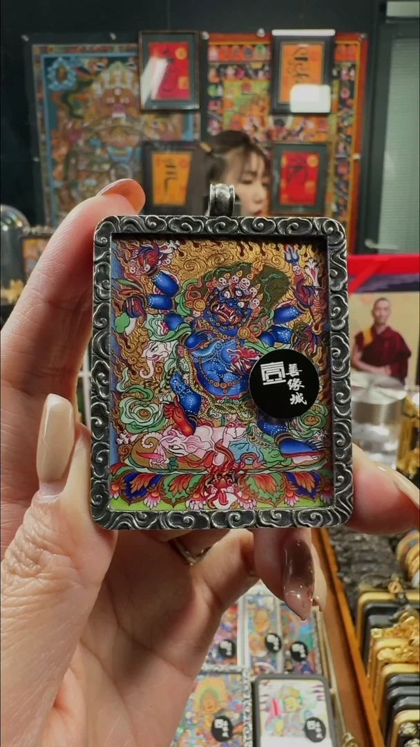 吊坠壹善缘城手绘唐卡六臂大黑天