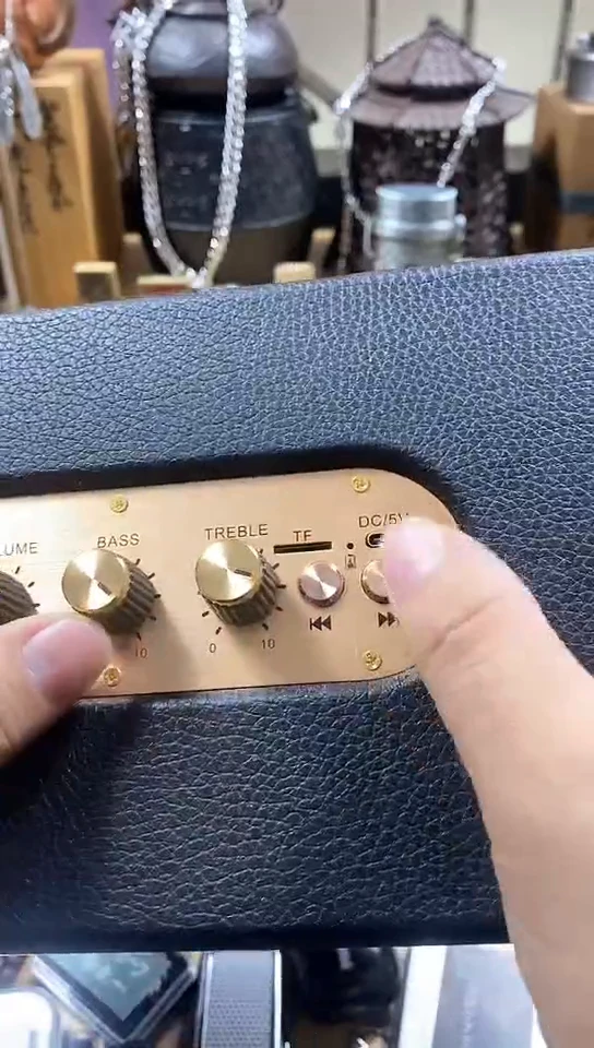 瓷片闪购商品  如图所示