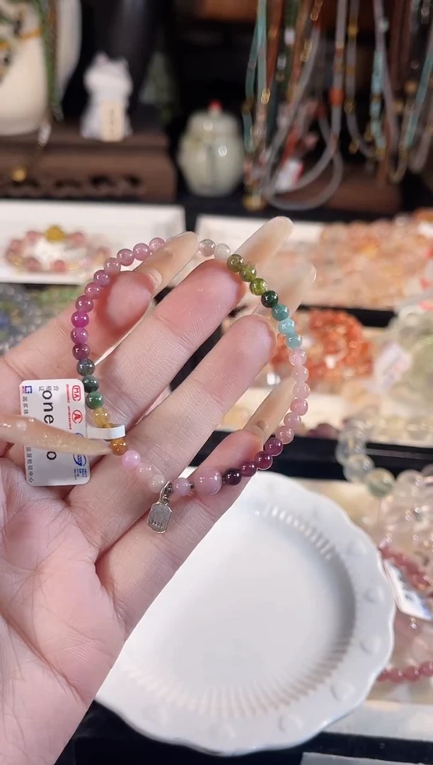 【闪购商品】水晶手链未镶嵌多样性发货其一