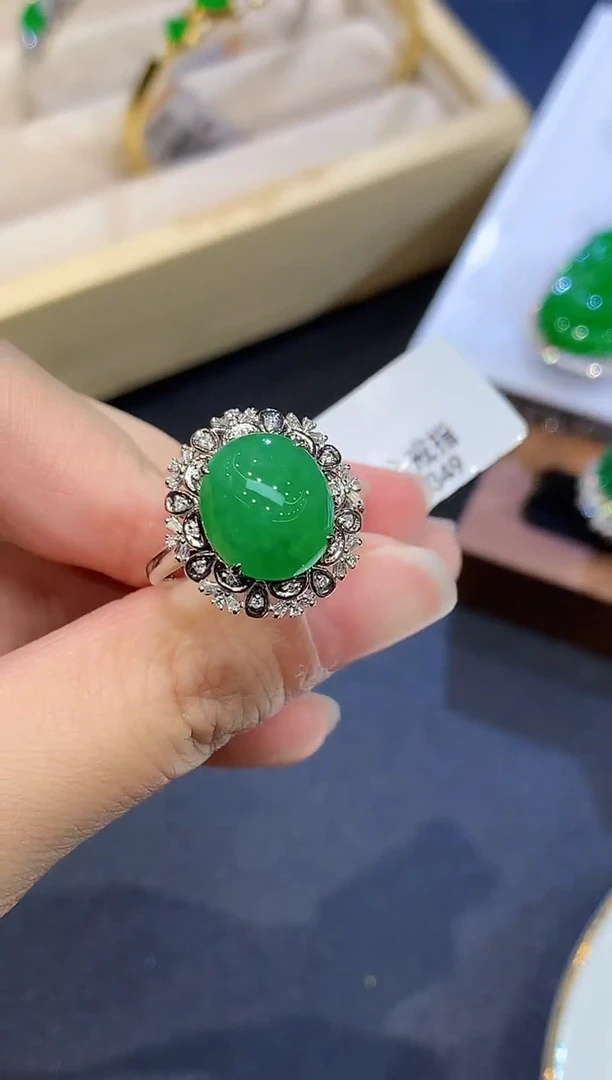 翡翠戒指18K金镶嵌SY多样性发其一