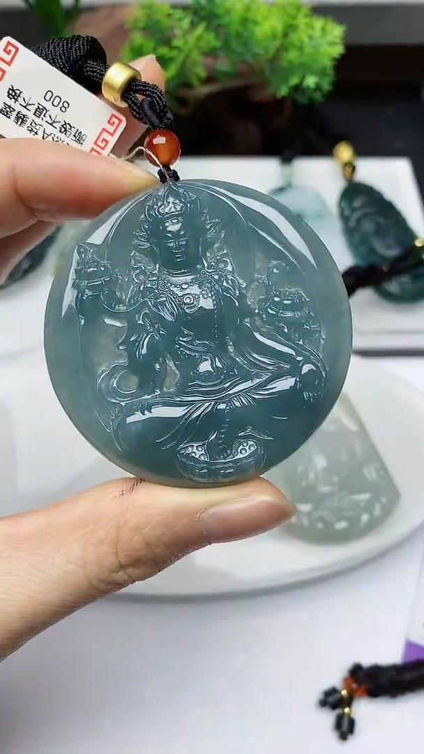 【闪购商品】翡翠颈饰未镶嵌