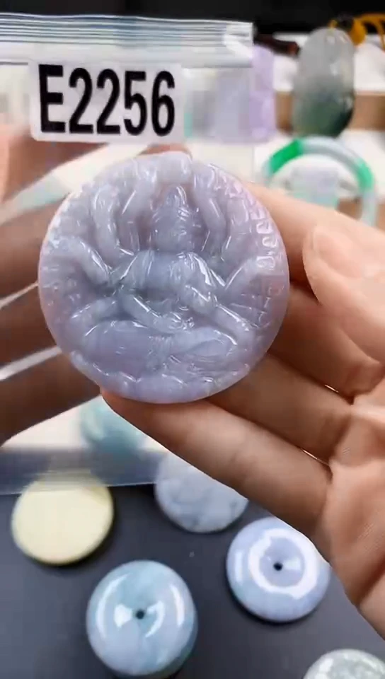 颈饰未镶嵌翡翠天然翡翠吊坠挂件