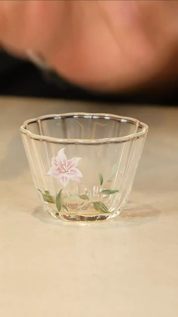 百合花玻璃杯