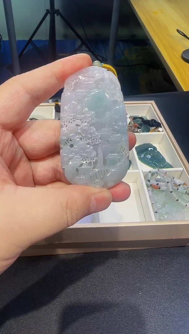 翡翠未镶嵌颈饰H-@@QJHG081519