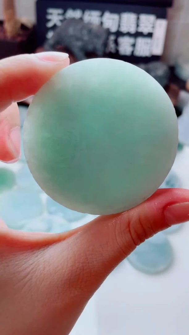 翡翠未镶嵌颈饰1807....