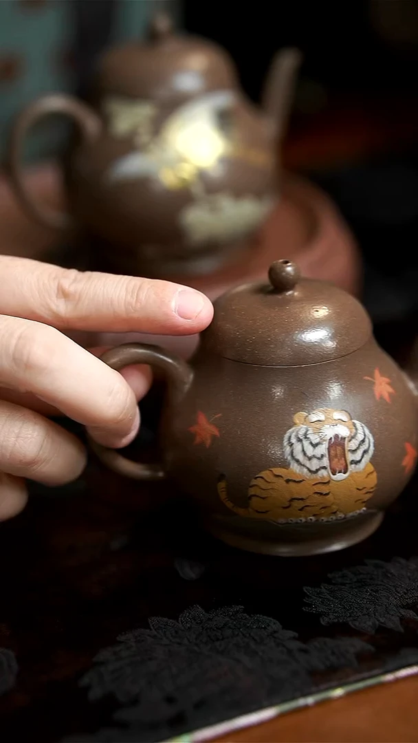 茶壶紫砂段泥啸天虎壶