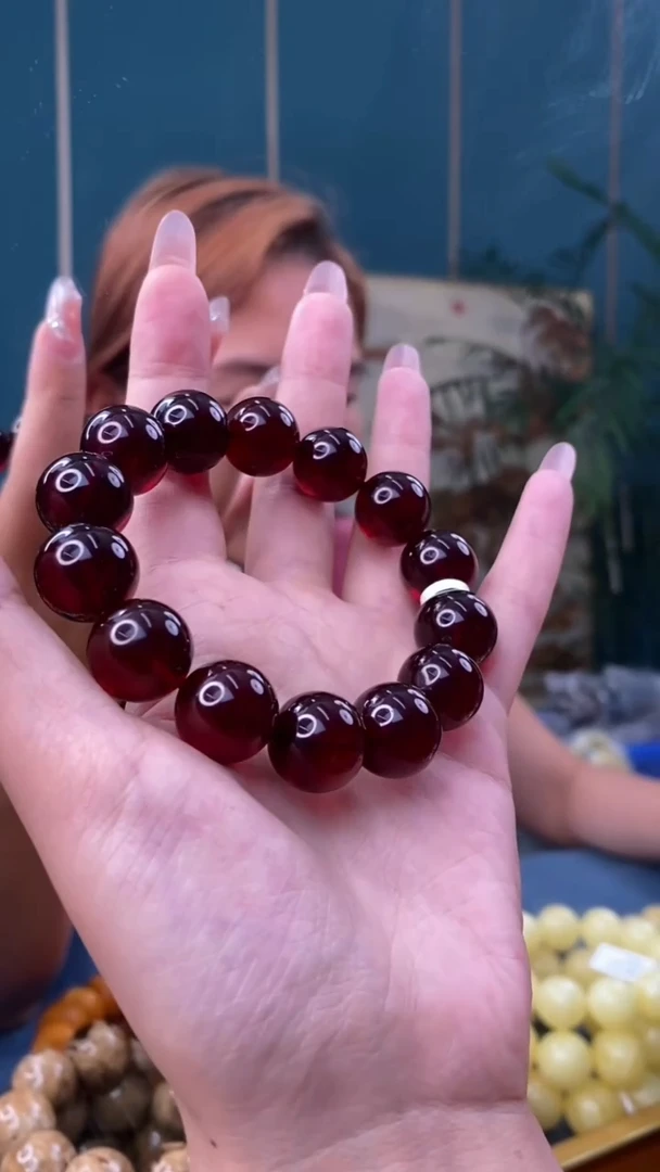 裸石琥珀未镶嵌10/4多样性发其一93