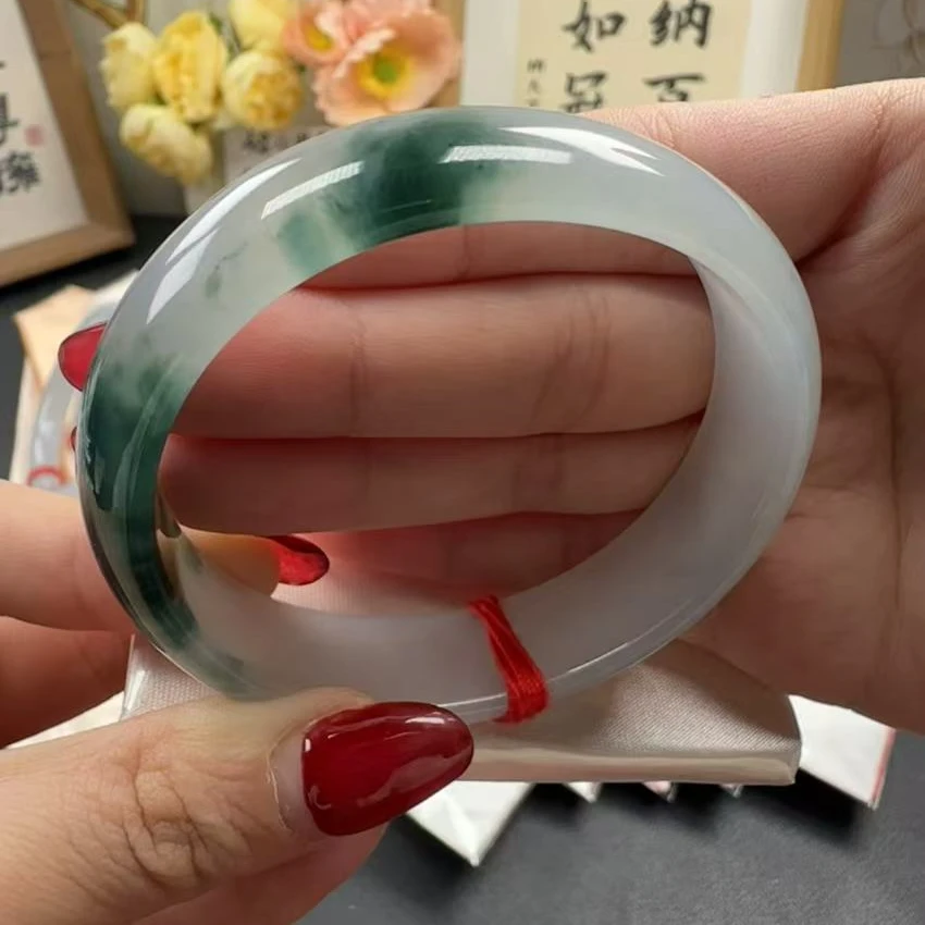 天然缅甸A货翡翠手镯