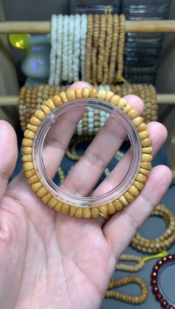 【闪购商品】龙眼菩提手串龙脊菩提玉化料蒜瓣大肠卡8单圈 50颗籽