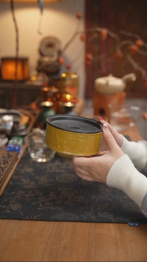 弥云梅兰竹菊圆壶承13cm